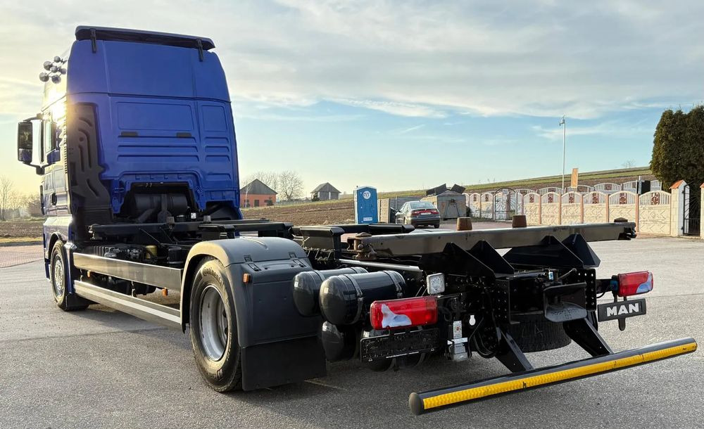 MAN TGX 18.430/SPROWADZONY/DO ŻYWCA/DO BYDŁA/2020/KLIMA POSTOJOWA/SERWISOWANY/JAK NOWY/NISKI PRZEBIEG/RAMA/BDF/E6 - Camião chassi: foto 4 MAN TGX 18.430/SPROWADZONY/DO ŻYWCA/DO BYDŁA/2020/KLIMA POSTOJOWA/SERWISOWANY/JAK NOWY/NISKI PRZEBIEG/RAMA/BDF/E6 - Camião chassi: foto 4