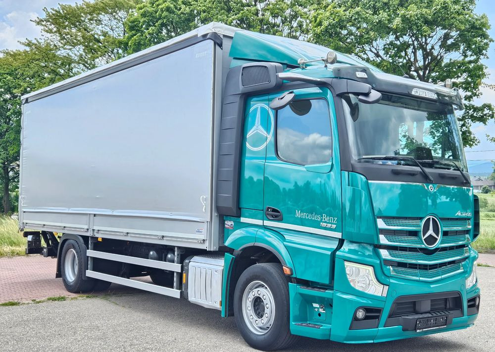 Mercedes-Benz ACTROS 1833 / BURTO-FIRANKA / WINDA / 18 PALET / 8600 ŁADOWNOŚĆ / AUTOMAT / DUŻY SILNIK / 10.2019 ROK / SYPIALKA / LEDY / KAMERY / VIRTUAL COCPIT/ JAK NOWY - Camião de lona: foto 2 Mercedes-Benz ACTROS 1833 / BURTO-FIRANKA / WINDA / 18 PALET / 8600 ŁADOWNOŚĆ / AUTOMAT / DUŻY SILNIK / 10.2019 ROK / SYPIALKA / LEDY / KAMERY / VIRTUAL COCPIT/ JAK NOWY - Camião de lona: foto 2