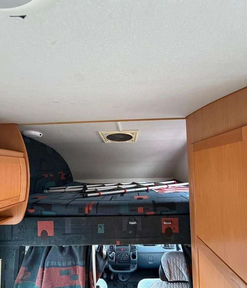 Mclouis MC LOUIS GLEN 430 - Autocaravana capucine: foto 4 Mclouis MC LOUIS GLEN 430 - Autocaravana capucine: foto 4