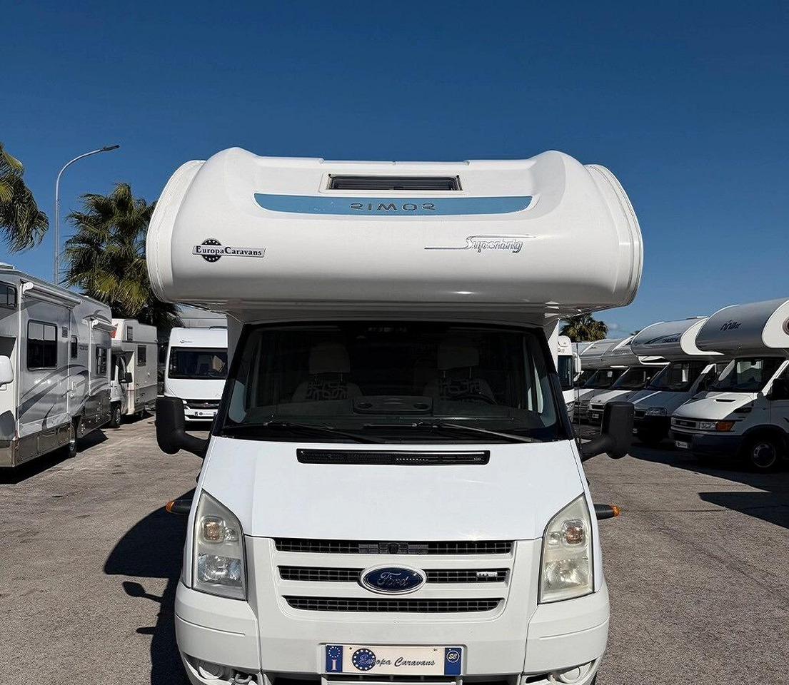 Rimor SUPERBRIG 677 TC - Autocaravana capucine: foto 1 Rimor SUPERBRIG 677 TC - Autocaravana capucine: foto 1