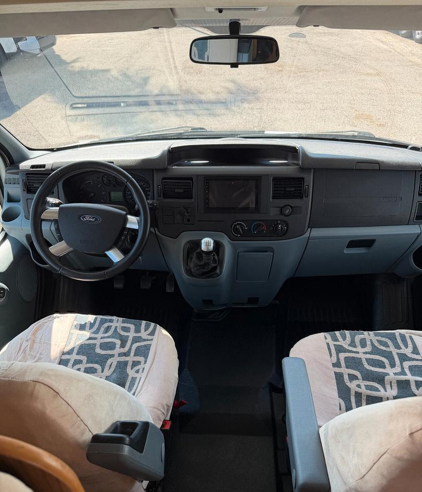 Locação financeira de  Rimor SUPERBRIG 677 TC Rimor SUPERBRIG 677 TC: foto 17