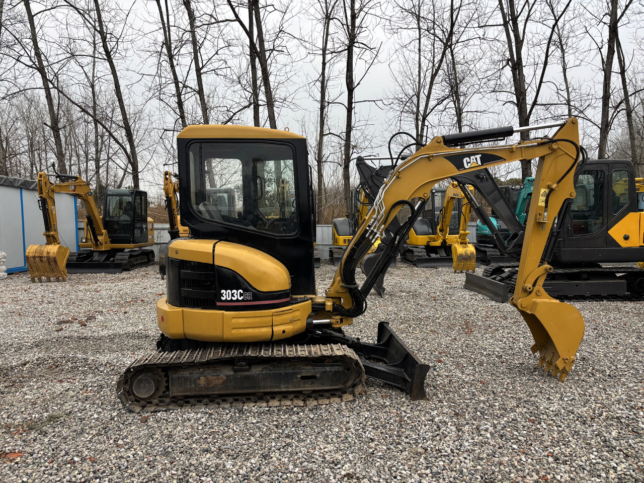 CAT 303 CR Caterpillar 303CCR imported excavator - Mini escavadeira: foto 1 CAT 303 CR Caterpillar 303CCR imported excavator - Mini escavadeira: foto 1