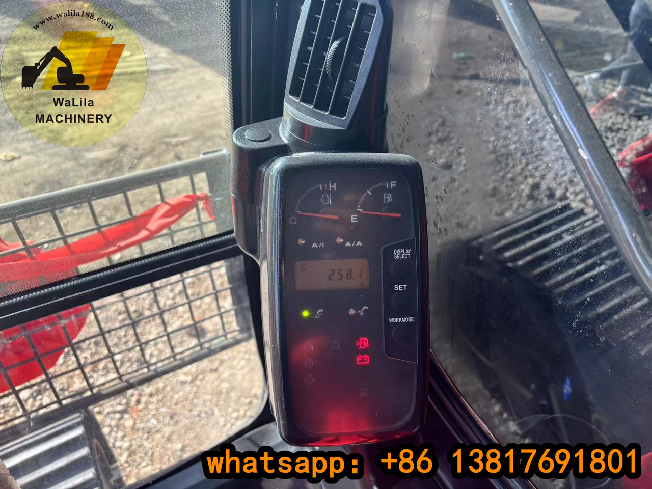 Hitachi ZX200-3G Hitachi zx200 zx200-3G - Escavadora de rastos: foto 4 Hitachi ZX200-3G Hitachi zx200 zx200-3G - Escavadora de rastos: foto 4