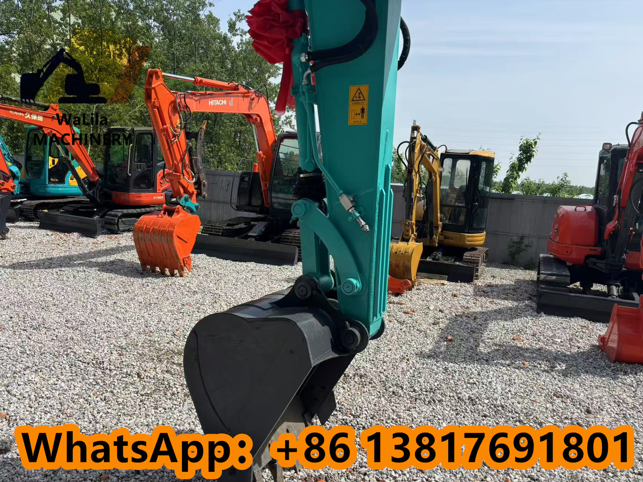 KOBELCO SK75 - Mini escavadeira: foto 2 KOBELCO SK75 - Mini escavadeira: foto 2