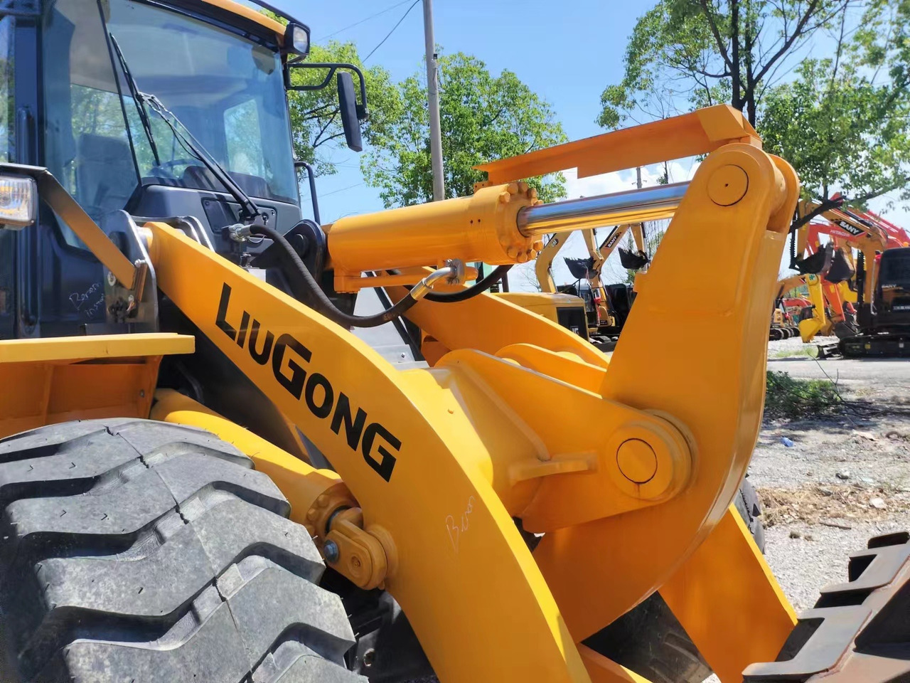 Pá carregadora de rodas LIUGONG 856H: foto 8