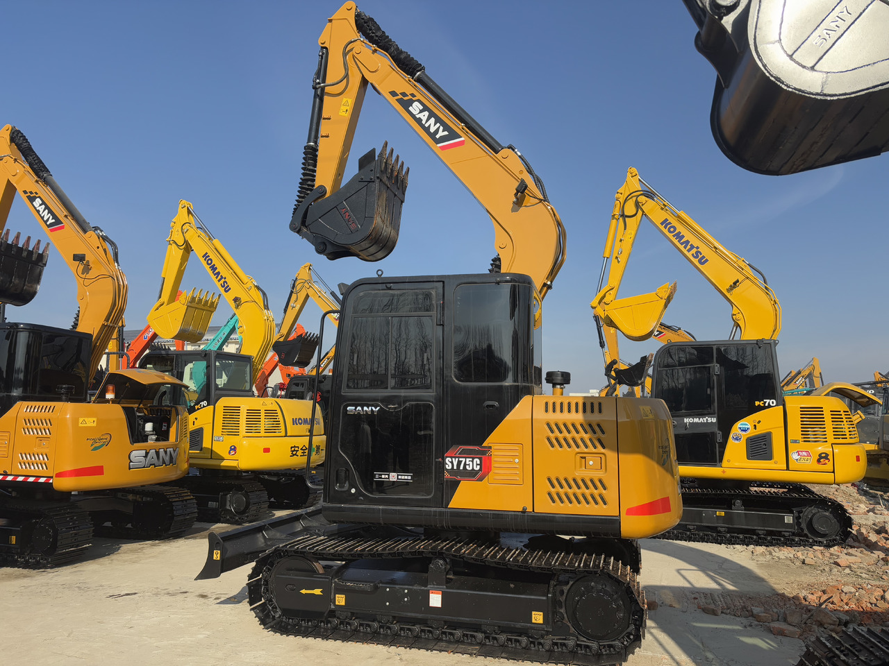 SANY SAY75 - Mini escavadeira: foto 3 SANY SAY75 - Mini escavadeira: foto 3