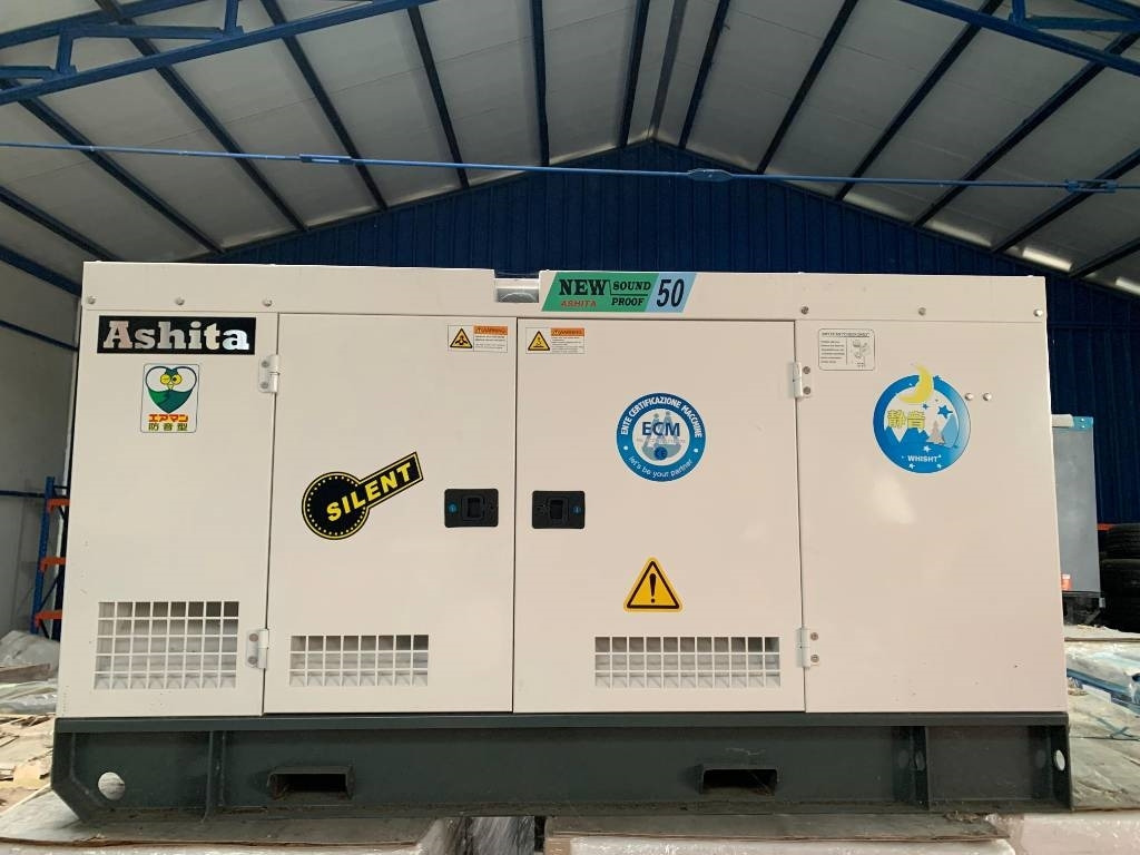 Ashita AG3-50 - Gerador elétrico: foto 1 Ashita AG3-50 - Gerador elétrico: foto 1