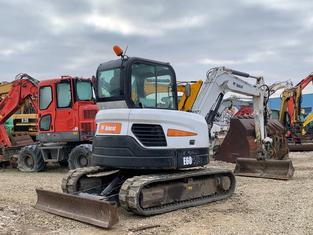 Mini escavadeira Bobcat E 60: foto 7