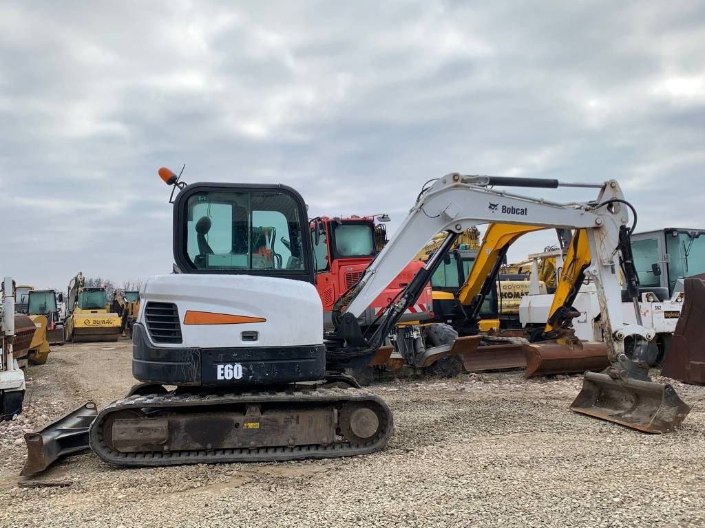 Mini escavadeira Bobcat E 60: foto 6