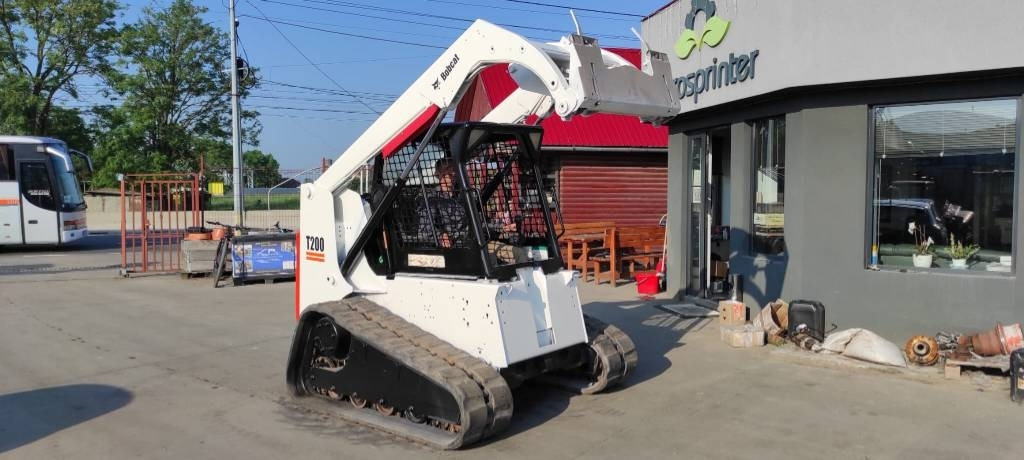 Bobcat T 200 - Mini pá carregadora de rastos: foto 2 Bobcat T 200 - Mini pá carregadora de rastos: foto 2