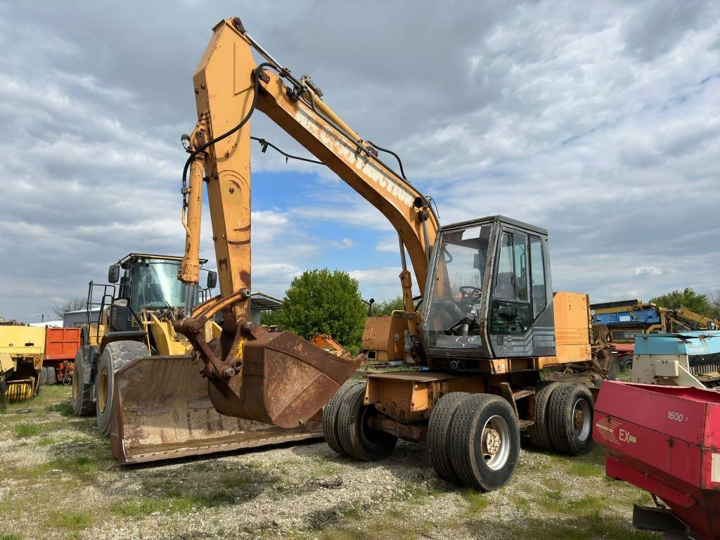 Case 588-P - Escavadeira de rodas: foto 1 Case 588-P - Escavadeira de rodas: foto 1