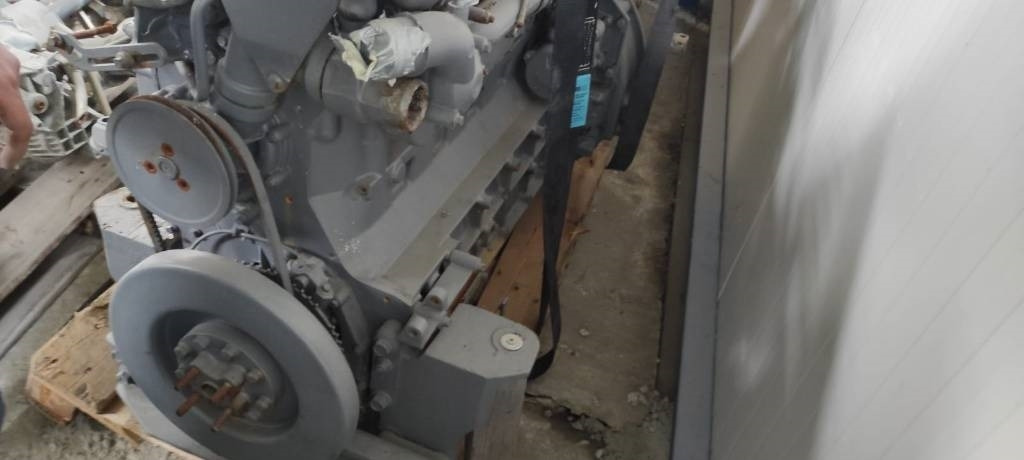 Deutz BF6M1013 - Motor para Máquina de construção: foto 3 Deutz BF6M1013 - Motor para Máquina de construção: foto 3