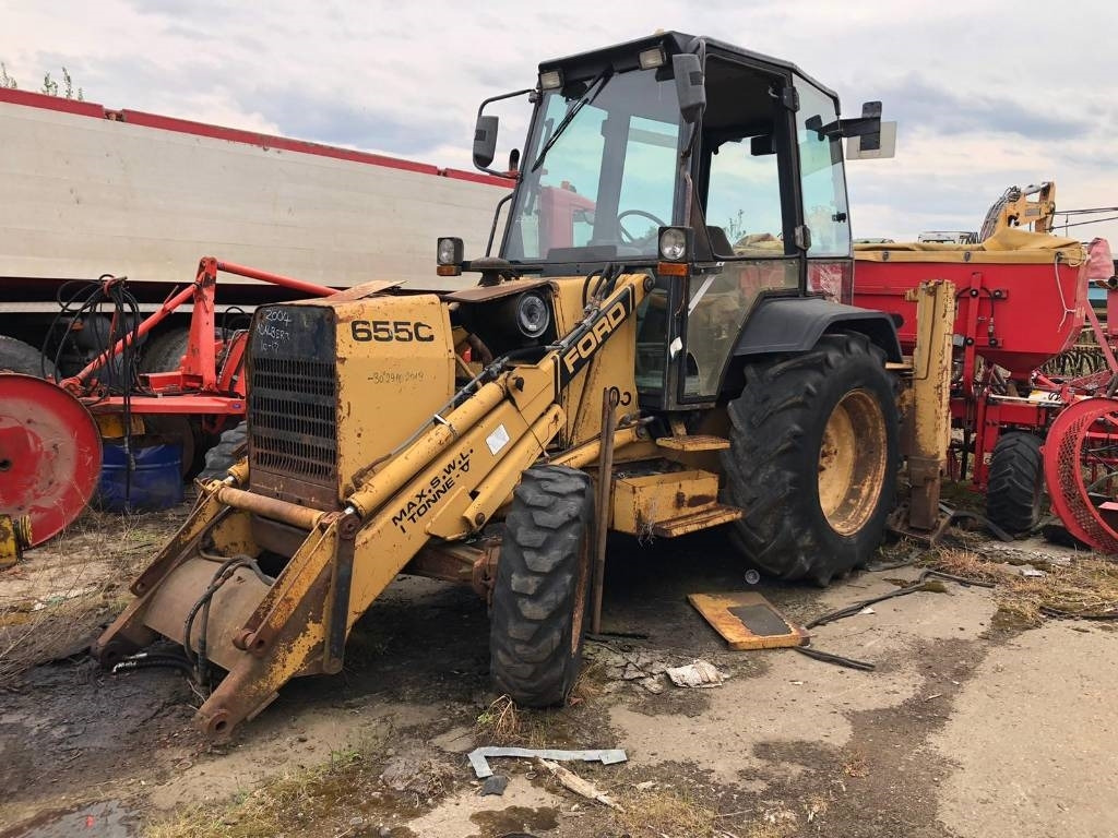 Ford / New Holland For Parts 655C - Retroescavadeira: foto 1 Ford / New Holland For Parts 655C - Retroescavadeira: foto 1