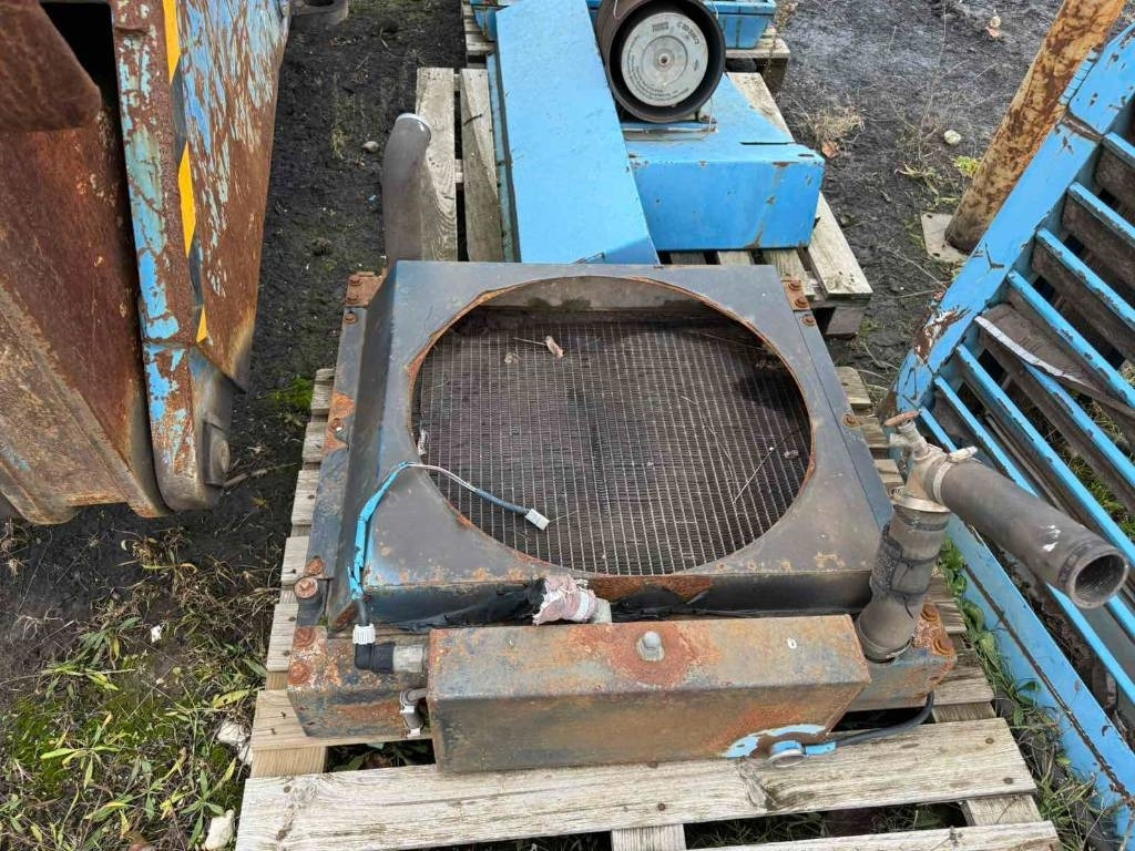 Fuchs Terex 340 ENGINE FAILURE - Manipulador de material: foto 3 Fuchs Terex 340 ENGINE FAILURE - Manipulador de material: foto 3
