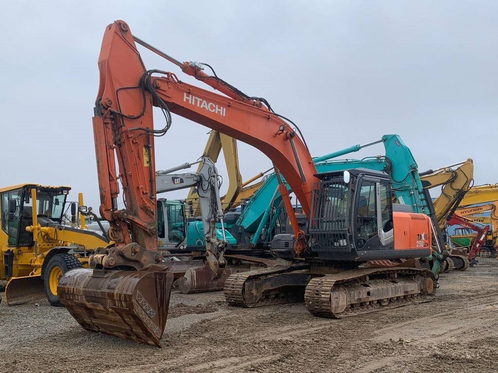 Hitachi ZX 250 LC N-3 - Escavadora de rastos: foto 1 Hitachi ZX 250 LC N-3 - Escavadora de rastos: foto 1