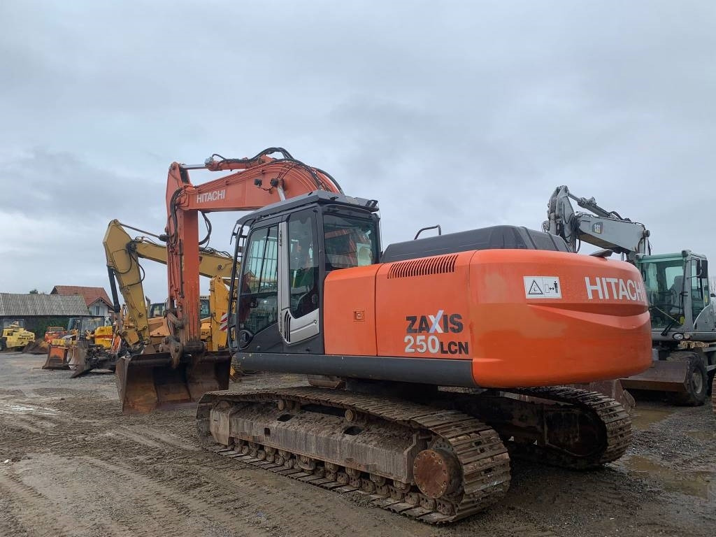Hitachi ZX 250 LC N-3 - Escavadora de rastos: foto 3 Hitachi ZX 250 LC N-3 - Escavadora de rastos: foto 3