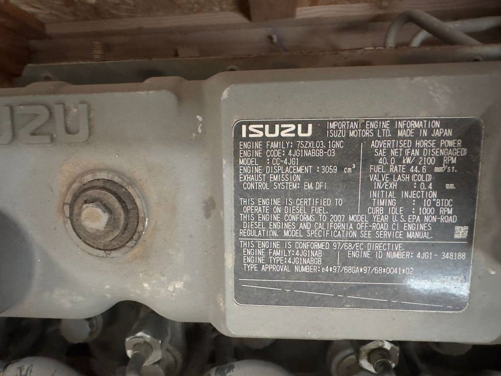 Isuzu CC-4JG1 ENGINE - Motor para Máquina de construção: foto 4 Isuzu CC-4JG1 ENGINE - Motor para Máquina de construção: foto 4