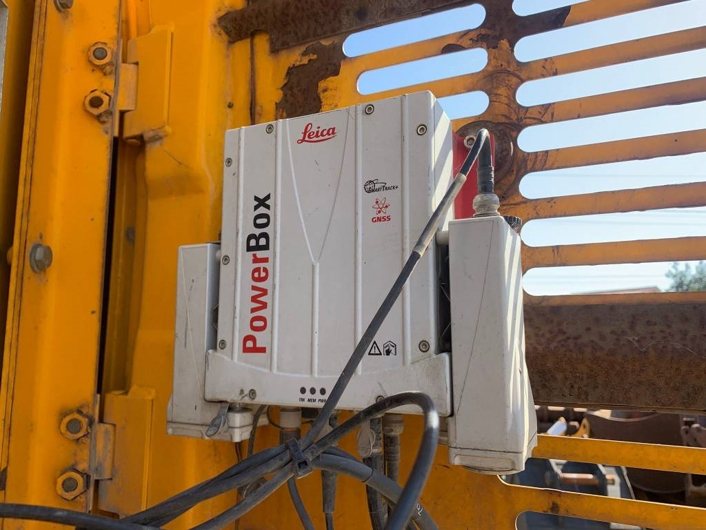 Escavadeira de rodas JCB JS 145 W+Engcon Rototilt+Sistem Laser 2D Leica Ico: foto 13 Escavadeira de rodas JCB JS 145 W+Engcon Rototilt+Sistem Laser 2D Leica Ico: foto 13