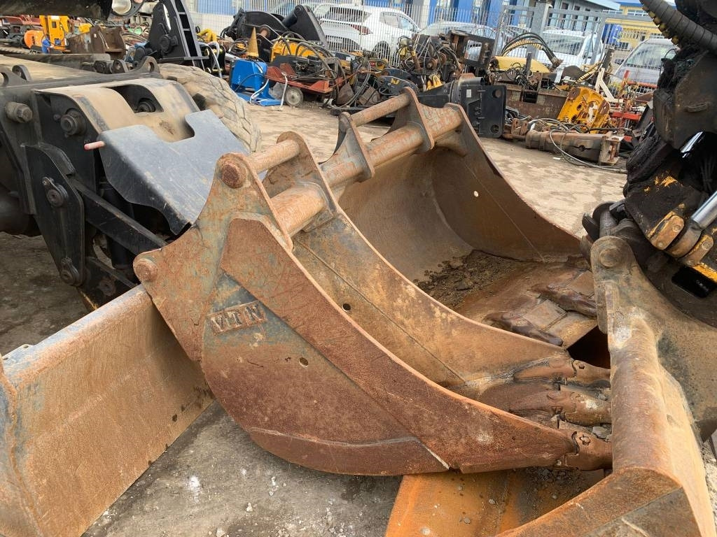 JCB JS145W+Engcon Rototilt EC219 - Escavadeira de rodas: foto 5 JCB JS145W+Engcon Rototilt EC219 - Escavadeira de rodas: foto 5