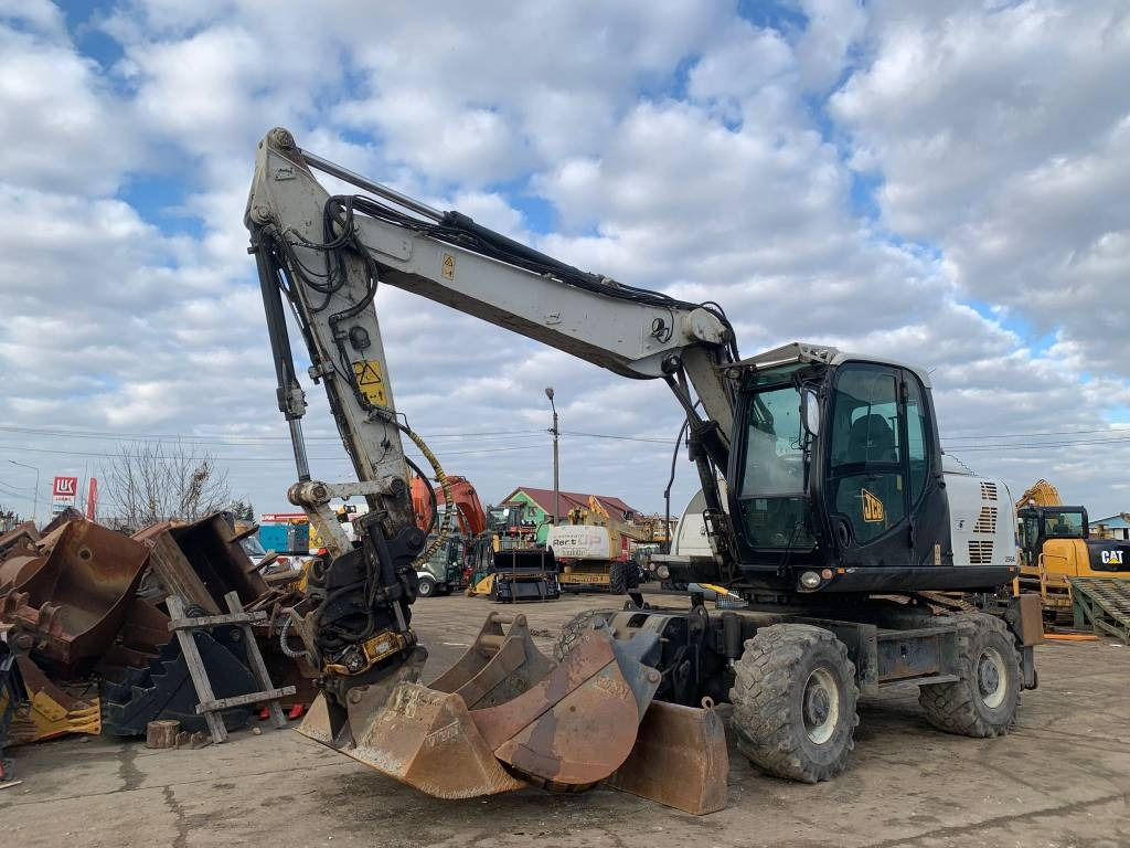 JCB JS145W+Engcon Rototilt EC219 - Escavadeira de rodas: foto 1 JCB JS145W+Engcon Rototilt EC219 - Escavadeira de rodas: foto 1