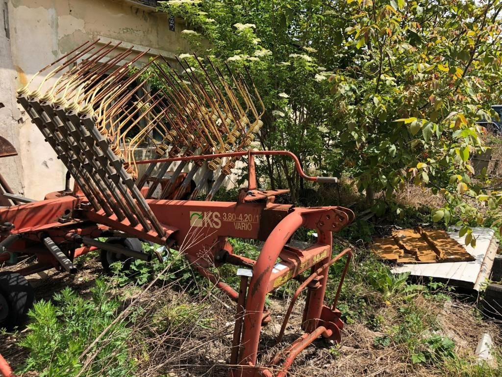 Krone Vario KS - Ancinho enleirador: foto 1 Krone Vario KS - Ancinho enleirador: foto 1