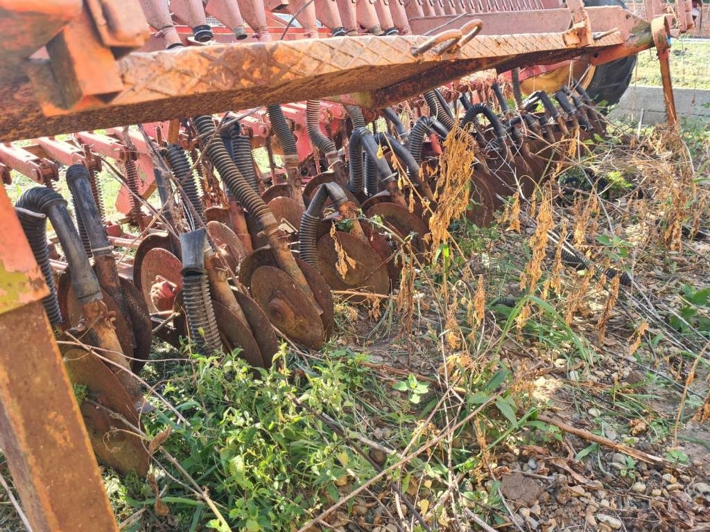 Kuhn 4M  - Semeadora combinada: foto 3 Kuhn 4M  - Semeadora combinada: foto 3