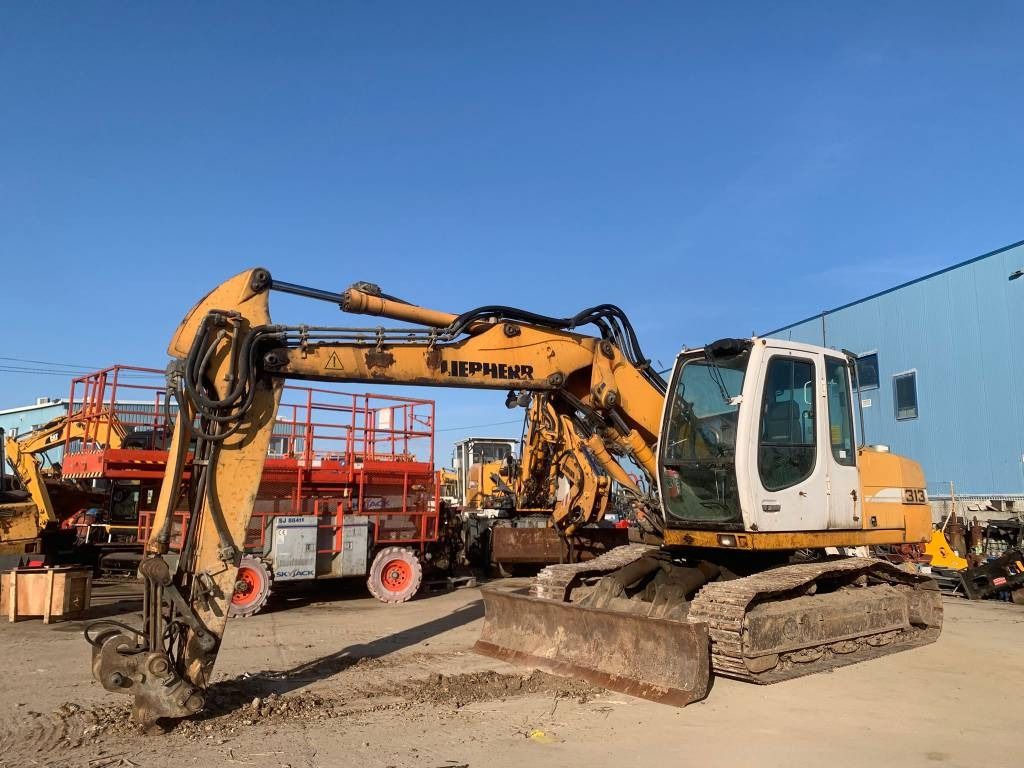 Liebherr R 313 - Escavadora de rastos: foto 1 Liebherr R 313 - Escavadora de rastos: foto 1