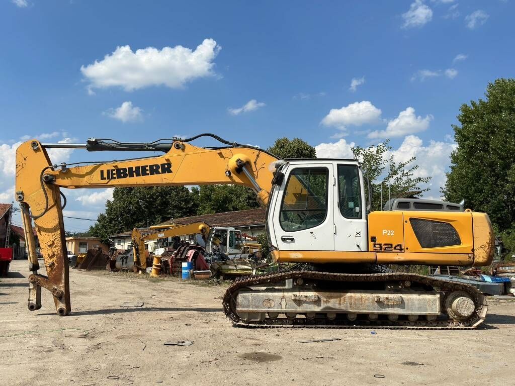 Liebherr R 924 C Liebherr R 924 C - Escavadora de rastos: foto 2 Liebherr R 924 C Liebherr R 924 C - Escavadora de rastos: foto 2
