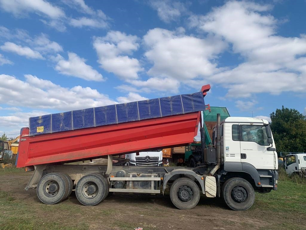 MAN TGA 35.350 - Camião basculante: foto 2 MAN TGA 35.350 - Camião basculante: foto 2