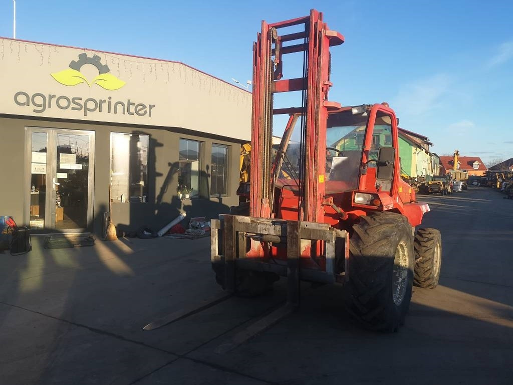 Manitou M 26.4 - Empilhador todo-o-terreno: foto 1 Manitou M 26.4 - Empilhador todo-o-terreno: foto 1
