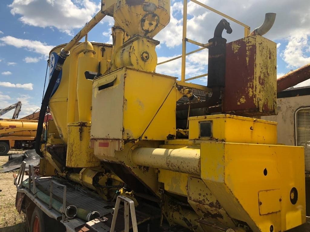 Mercedes-Benz 814 - Máquina de construção, Camião: foto 4 Mercedes-Benz 814 - Máquina de construção, Camião: foto 4