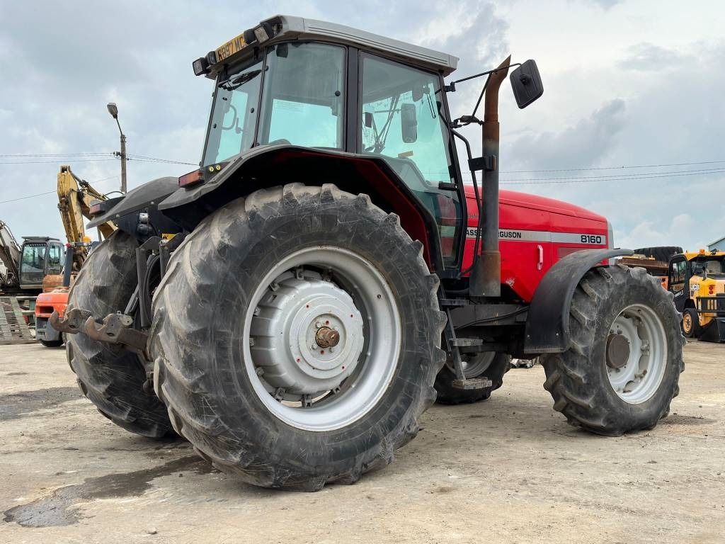 Massey Ferguson 8160 - Trator: foto 3 Massey Ferguson 8160 - Trator: foto 3