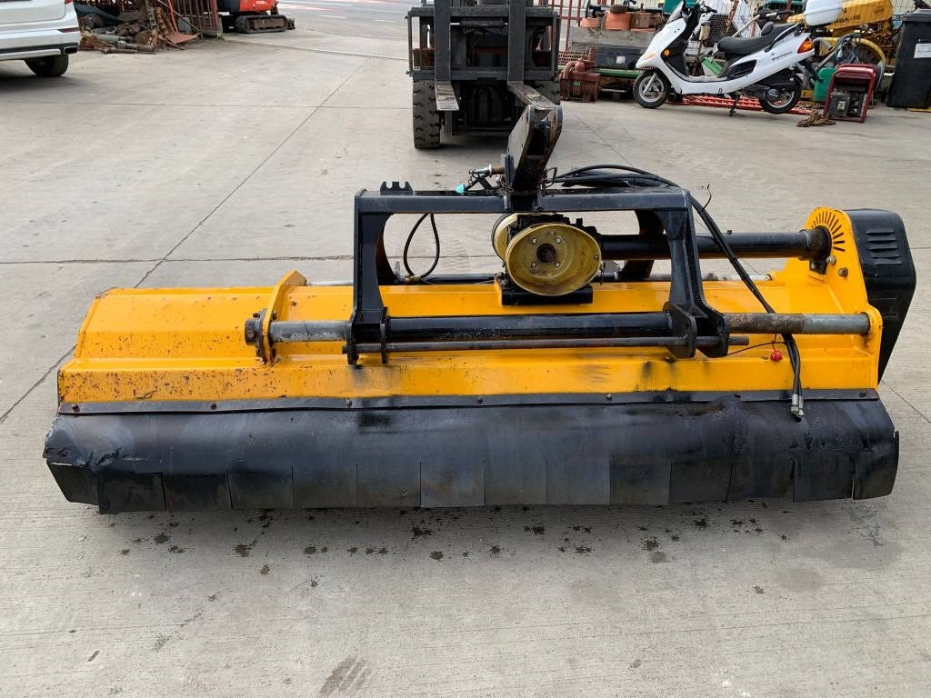 McConnel 230  - Triturador de martelos/ Destroçador: foto 3 McConnel 230  - Triturador de martelos/ Destroçador: foto 3