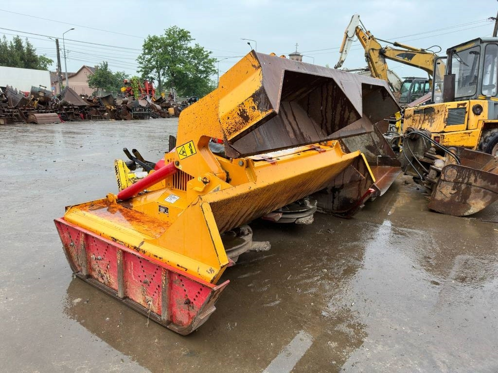 Trator florestal Merlo MM 150 VR: foto 12