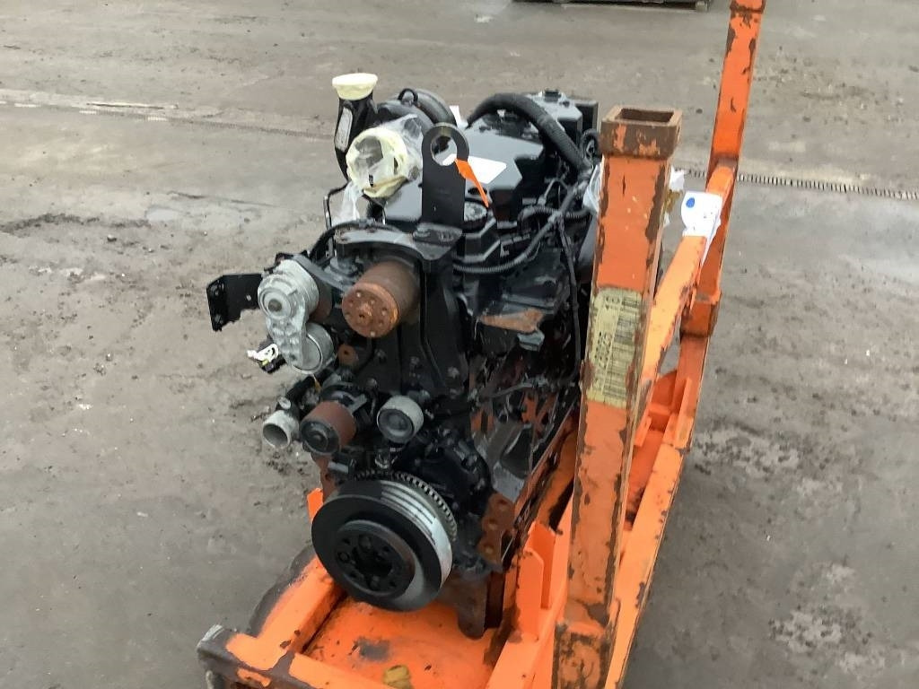 New Holland F4DFE613J*A0002 - Motor para Máquina de construção: foto 2 New Holland F4DFE613J*A0002 - Motor para Máquina de construção: foto 2