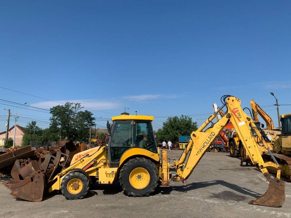 New Holland LB 110-4 PT - Retroescavadeira: foto 2 New Holland LB 110-4 PT - Retroescavadeira: foto 2