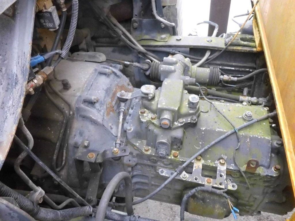 Samsung PX321S - Bomba de betão estacionária: foto 5 Samsung PX321S - Bomba de betão estacionária: foto 5