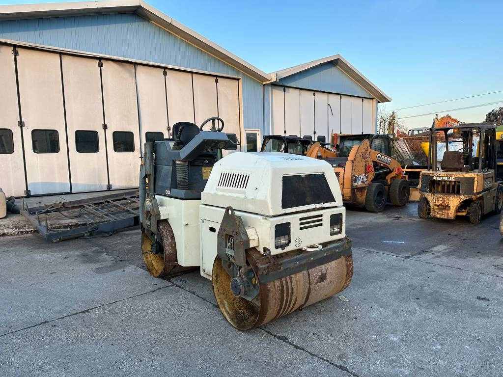 Terex TV1200 - Compactador de asfalto: foto 2 Terex TV1200 - Compactador de asfalto: foto 2