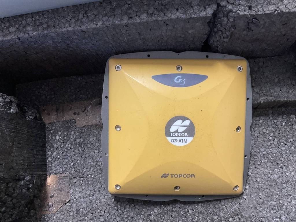 Topcon GX-60 3D GPS EQUIPMENT - Sistema elétrico para Máquina de construção: foto 4 Topcon GX-60 3D GPS EQUIPMENT - Sistema elétrico para Máquina de construção: foto 4