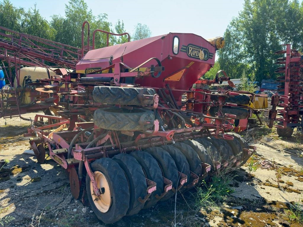 Vaderstad Rapid400F - Semeadora combinada: foto 4 Vaderstad Rapid400F - Semeadora combinada: foto 4