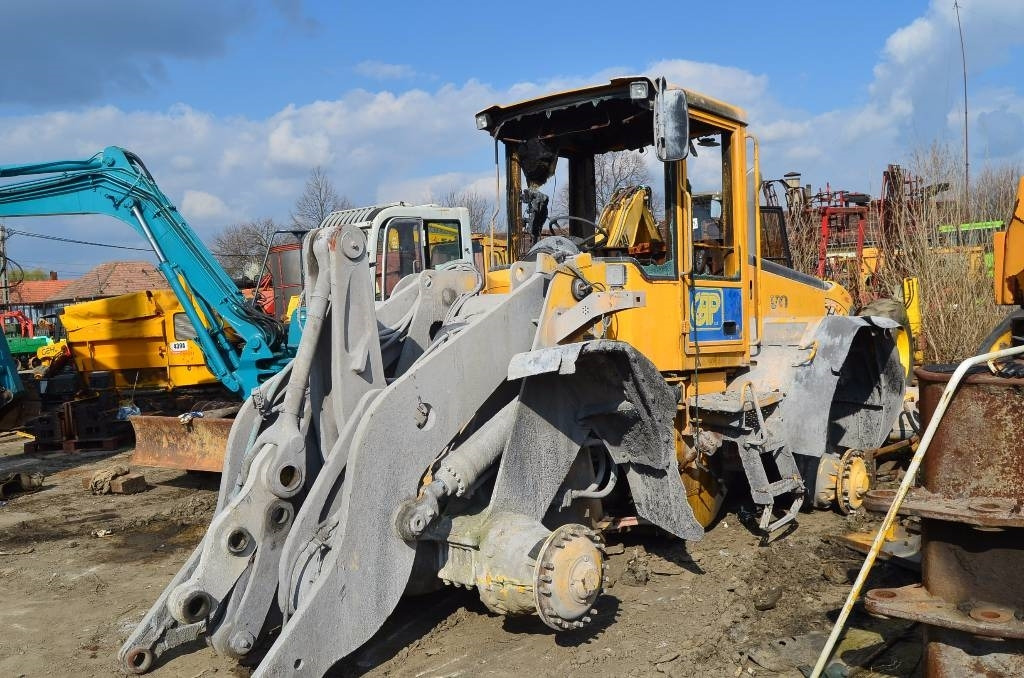 Volvo L110E - Pá carregadora de rodas: foto 1 Volvo L110E - Pá carregadora de rodas: foto 1