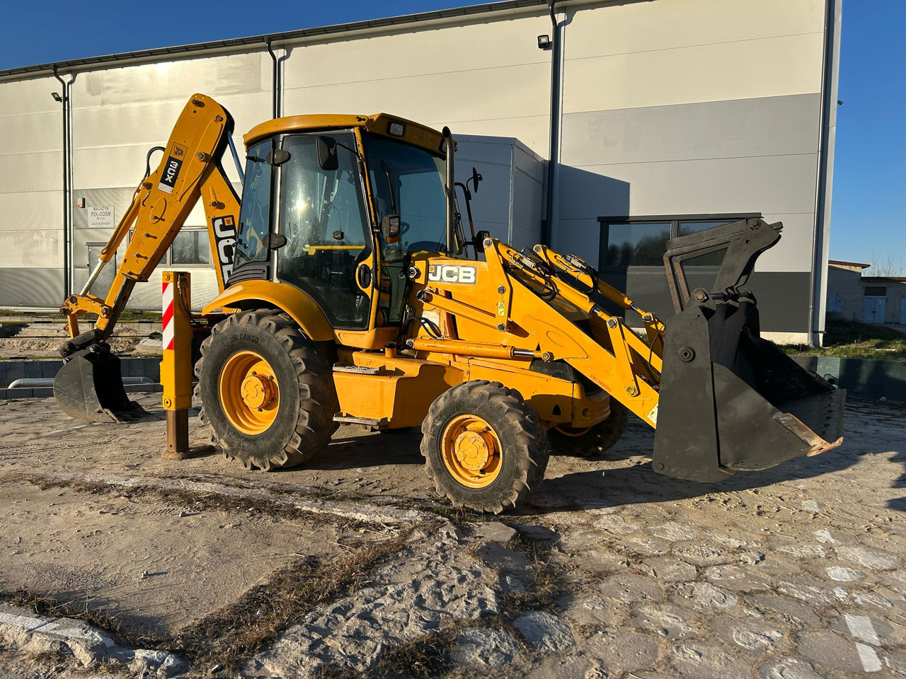 JCB 3CX - Retroescavadeira: foto 1 JCB 3CX - Retroescavadeira: foto 1