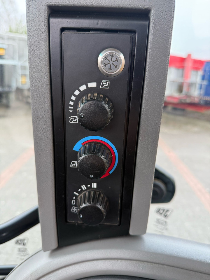 JCB 3CX - Retroescavadeira: foto 4 JCB 3CX - Retroescavadeira: foto 4