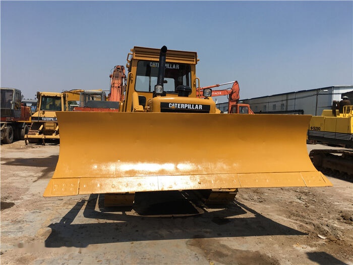 Caterpillar D6D - Buldôzer: foto 5 Caterpillar D6D - Buldôzer: foto 5