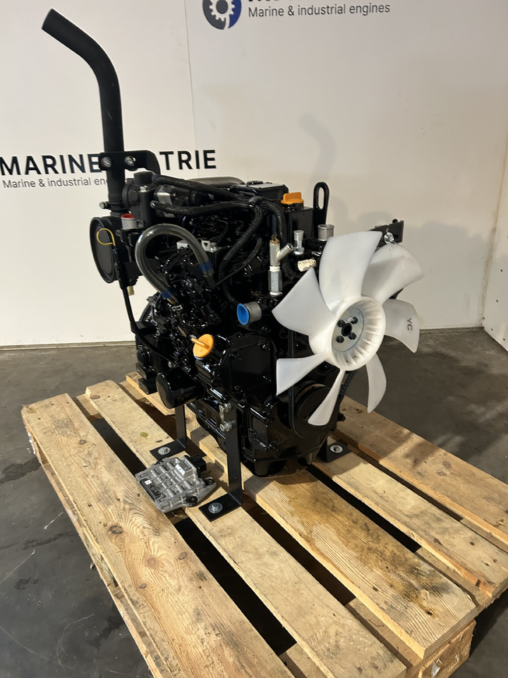 Yanmar 3TNV88F-EPTB2 - Motor para Escavadeira: foto 3 Yanmar 3TNV88F-EPTB2 - Motor para Escavadeira: foto 3