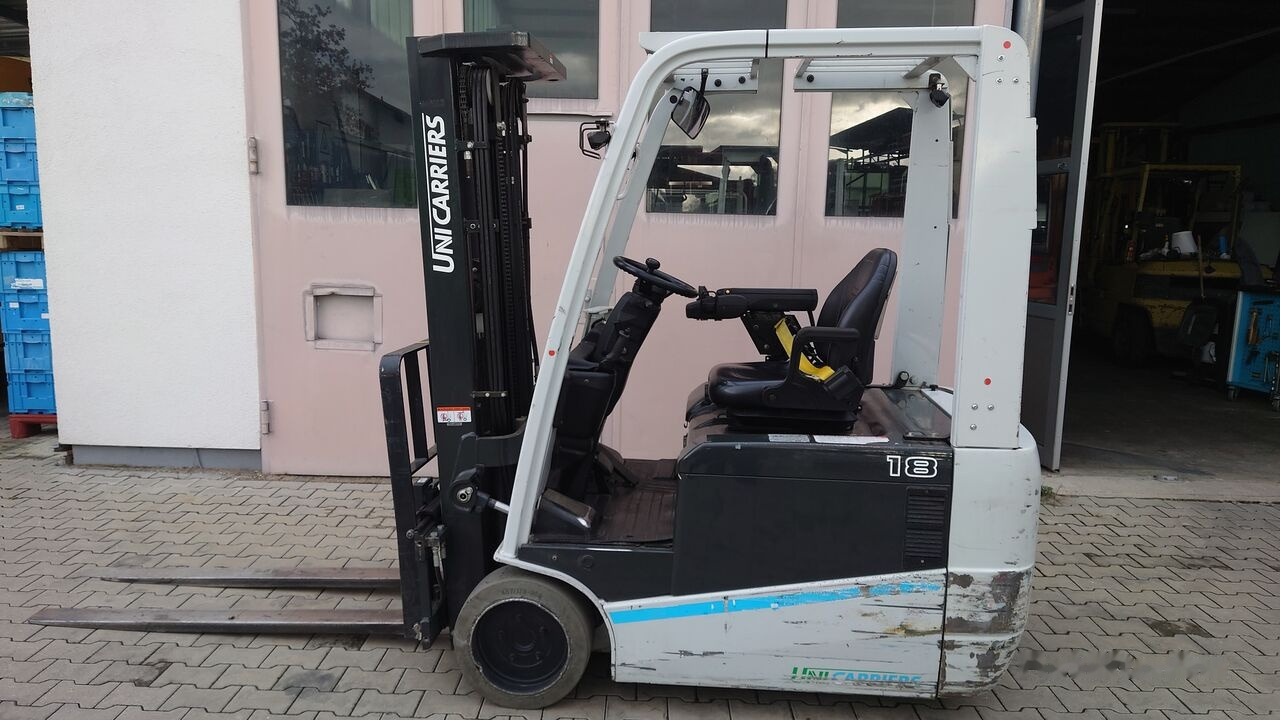 UniCarriers AG1N1L18Q - Empilhador elétrico: foto 2 UniCarriers AG1N1L18Q - Empilhador elétrico: foto 2