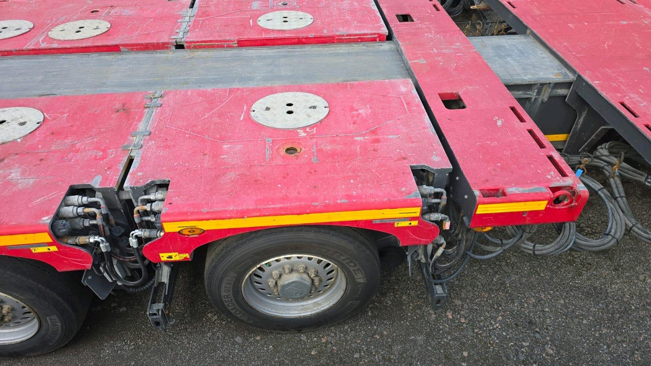 FAYMONVILLE Combimax - Semi-reboque baixa: foto 2 FAYMONVILLE Combimax - Semi-reboque baixa: foto 2