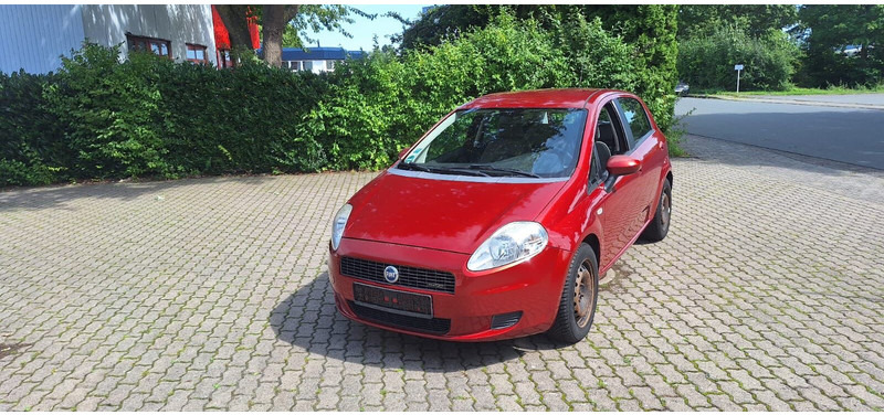 Fiat Punto - Automóvel: foto 2 Fiat Punto - Automóvel: foto 2