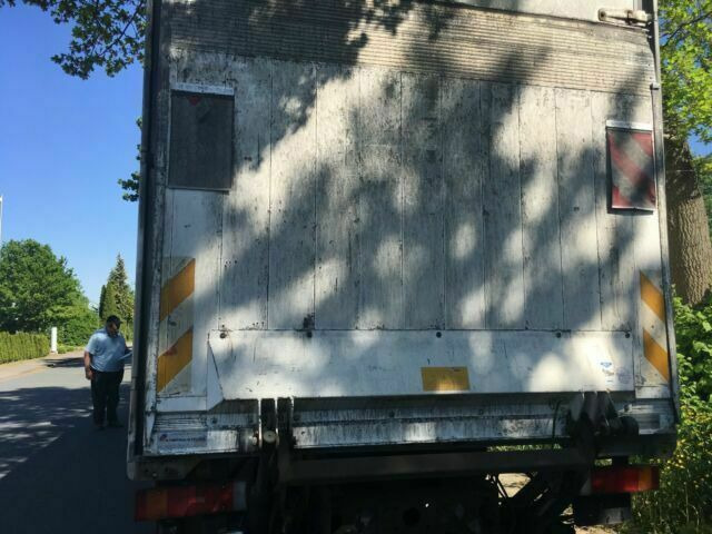 Iveco ML120 E22 Kühlkoffer LBW Deutsche Maschine - Camião frigorífico: foto 4 Iveco ML120 E22 Kühlkoffer LBW Deutsche Maschine - Camião frigorífico: foto 4