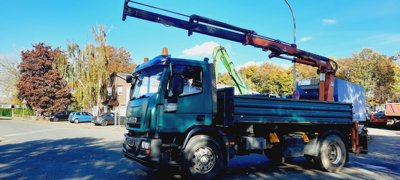 Iveco ML180E28K 4x2 mit Kran/Funk/Greifer - Camião basculante, Camião grua: foto 3 Iveco ML180E28K 4x2 mit Kran/Funk/Greifer - Camião basculante, Camião grua: foto 3